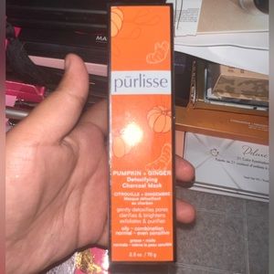 Pūrlisse Pumpkin Ginger detoxifying charcoal mask